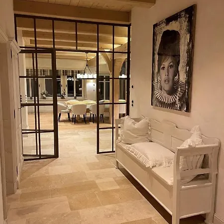 Landhueues Oeverdiek - Luxus Am Golfplatz Villa