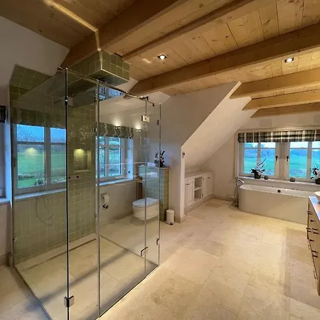 Landhueues Oeverdiek - Luxus Am Golfplatz *