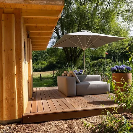 Landhueues Oeverdiek - Luxus Am Golfplatz