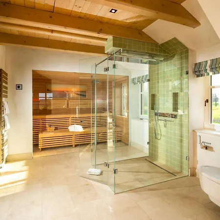 Villa Landhueues Oeverdiek - Luxus Am Golfplatz