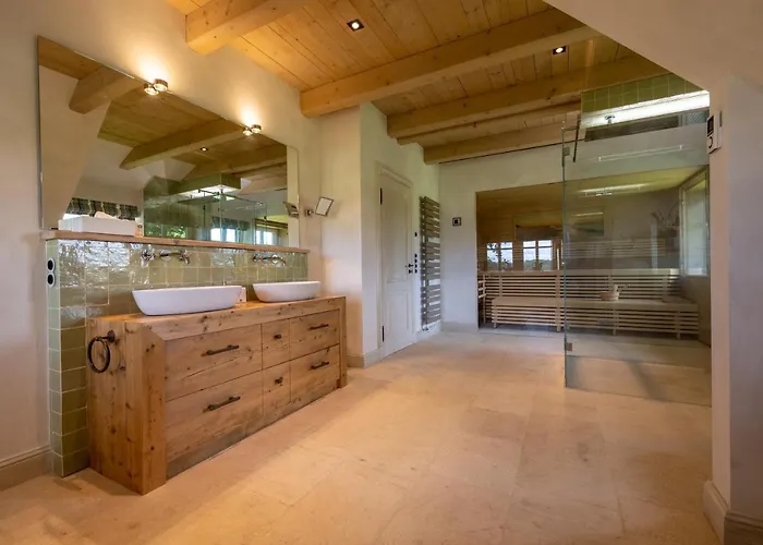 Villa Landhueues Oeverdiek - Luxus Am Golfplatz