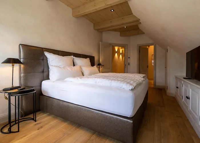 Landhueues Oeverdiek - Luxus Am Golfplatz Villa